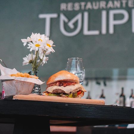Golden Tulip Porto Vitoria Hotell Eksteriør bilde